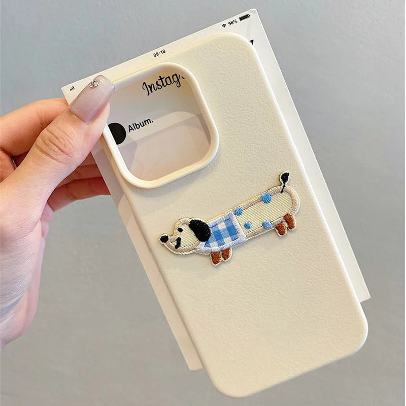 Korean Cute 3D Cartoon Embroidery Dog Phone Case For iPhone 16 15 14 13 11 12 Pro Max Plus Funny Puppy Leather Pattern Cover