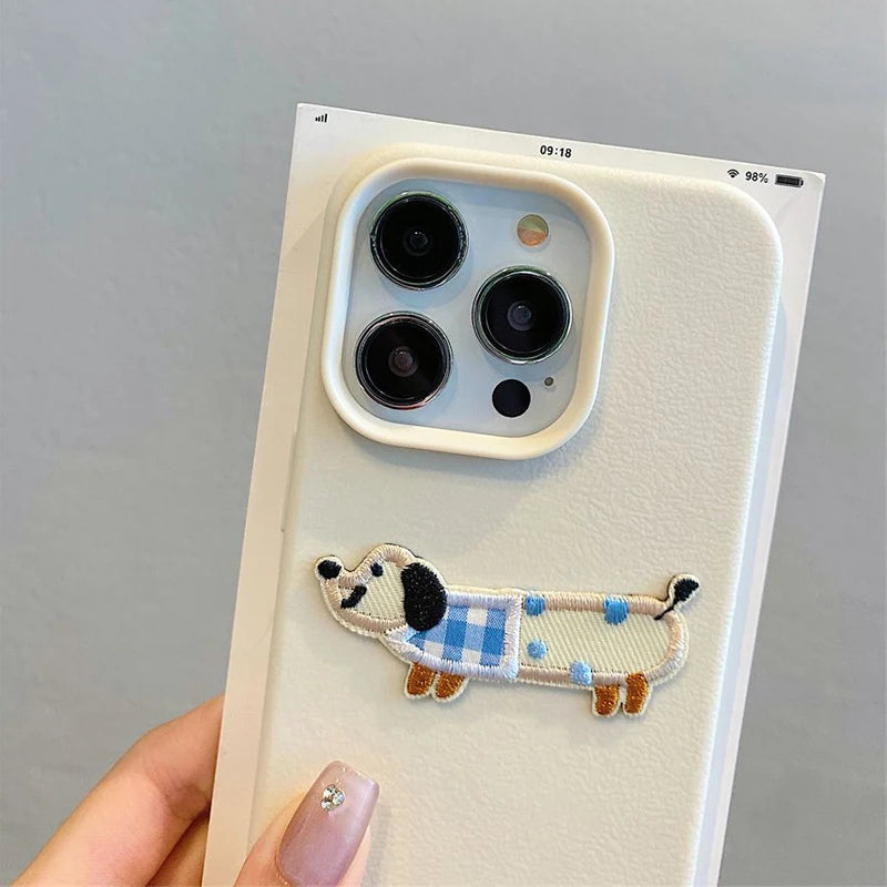 Korean Cute 3D Cartoon Embroidery Dog Phone Case For iPhone 16 15 14 13 11 12 Pro Max Plus Funny Puppy Leather Pattern Cover