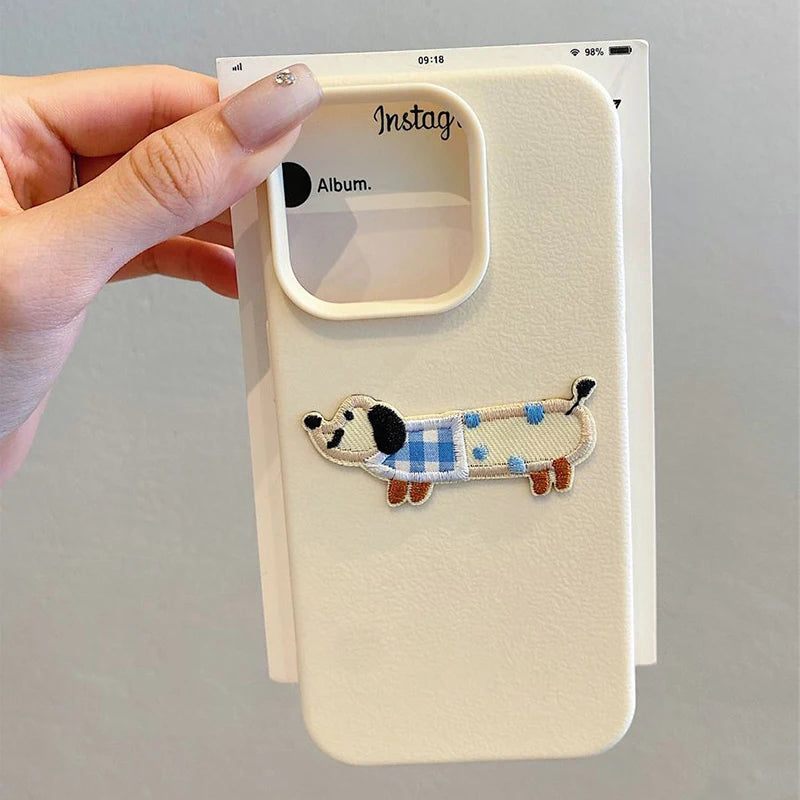 Korean Cute 3D Cartoon Embroidery Dog Phone Case For iPhone 16 15 14 13 11 12 Pro Max Plus Funny Puppy Leather Pattern Cover