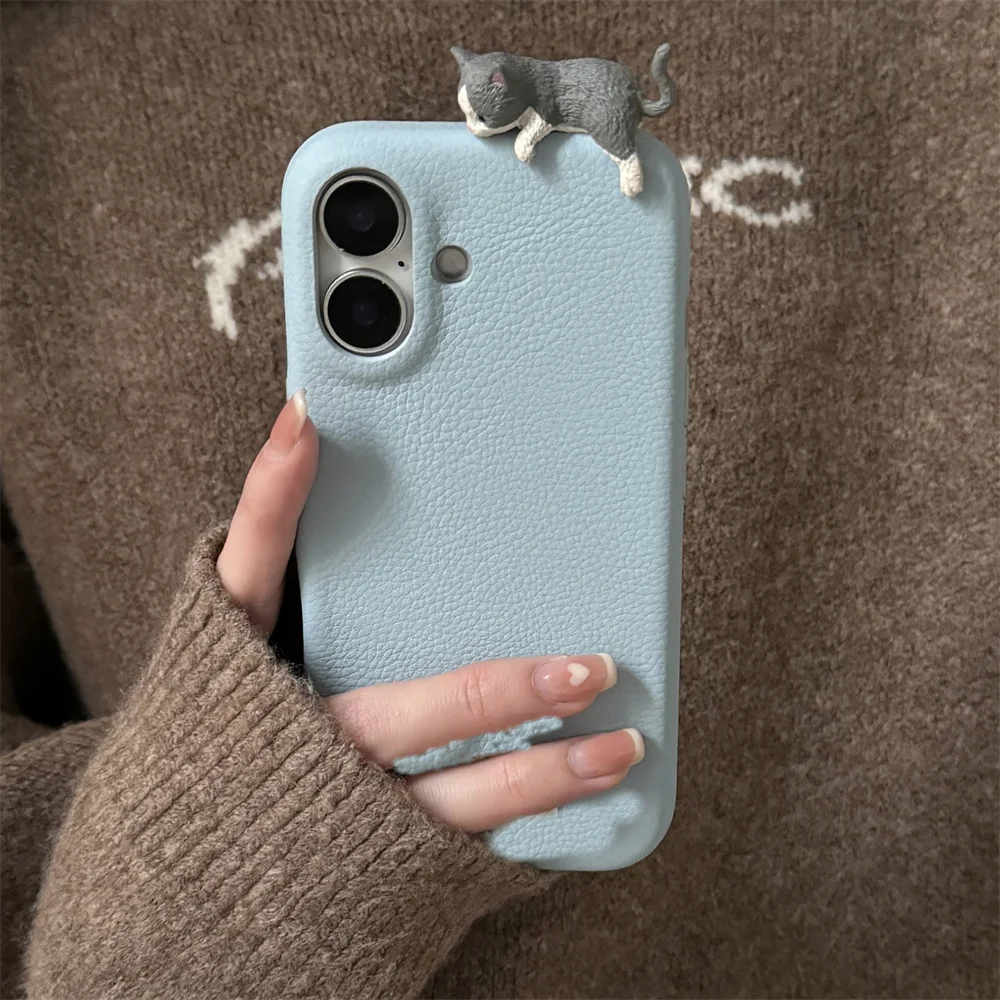 Cute 3D Cartoon Lying Cat Fish Lychee Pattern Leather Phone Case For iPhone 16 15 13 14 12 Pro Max Plus Lovely Soft Back Cover